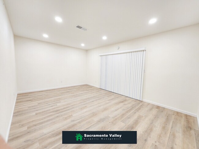 Building Photo - 7692 Rotherton Way