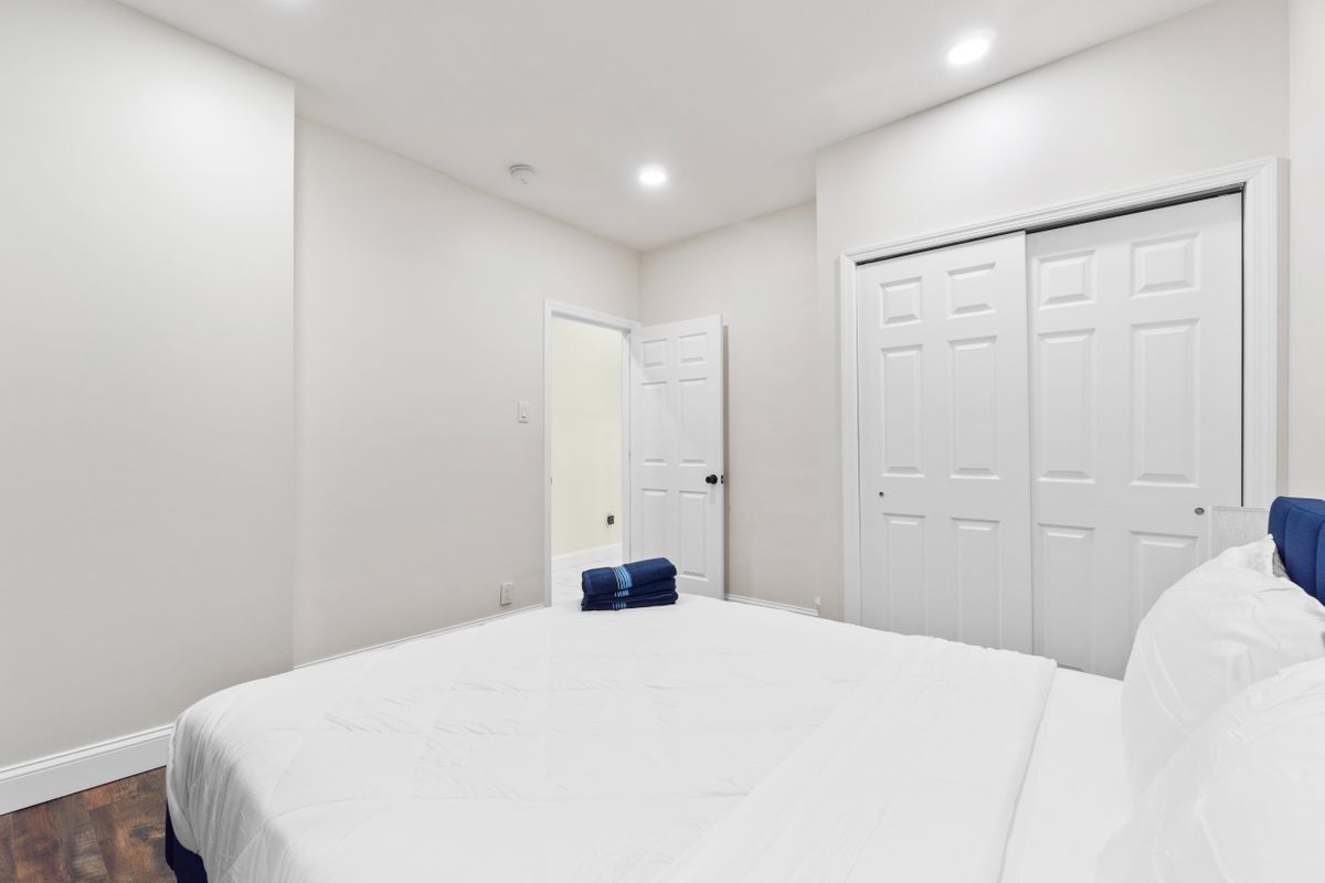 Building Photo - 92 Stuyvesant Ave