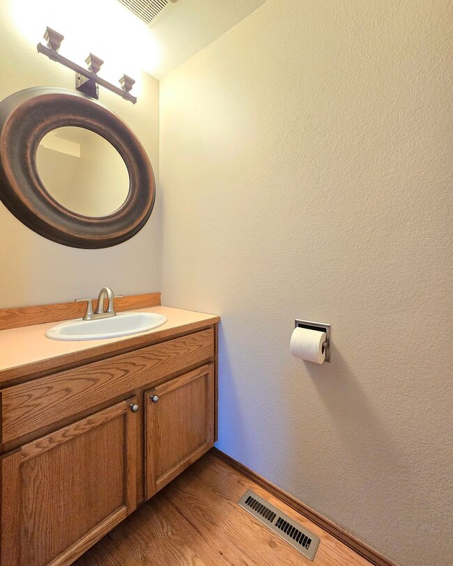 Building Photo - Bothell Home In Perfect Location!