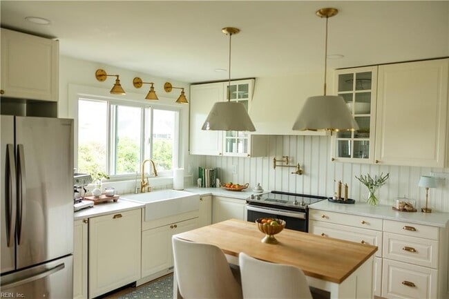 Building Photo - 1361 Elbow Rd