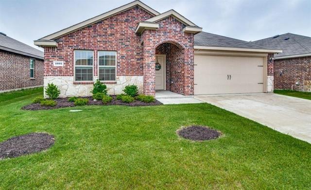 Building Photo - 1005 Whispering Oak Dr