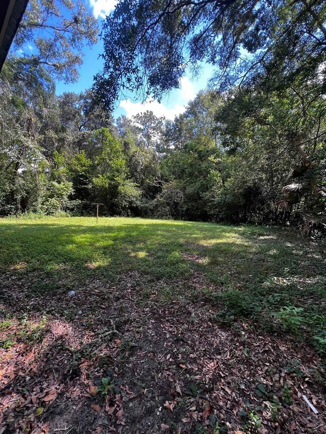 Building Photo - 3515 Falcon Dr