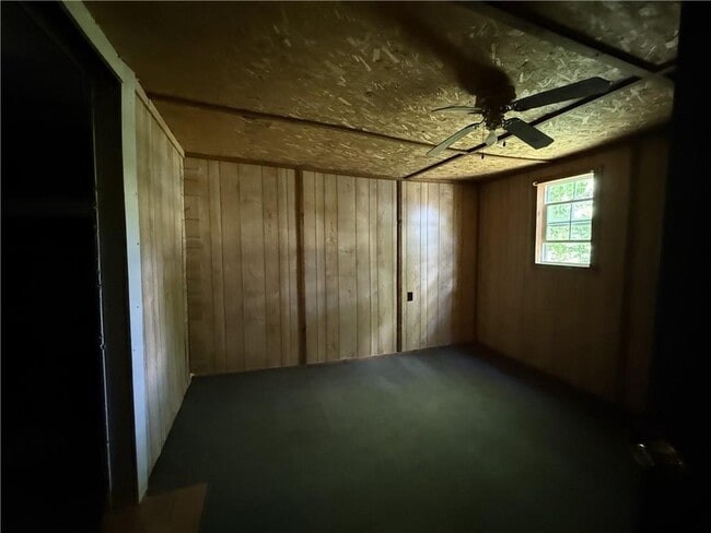 Building Photo - 6231 Zinc Rd