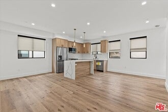 Building Photo - 1161 Browning Blvd