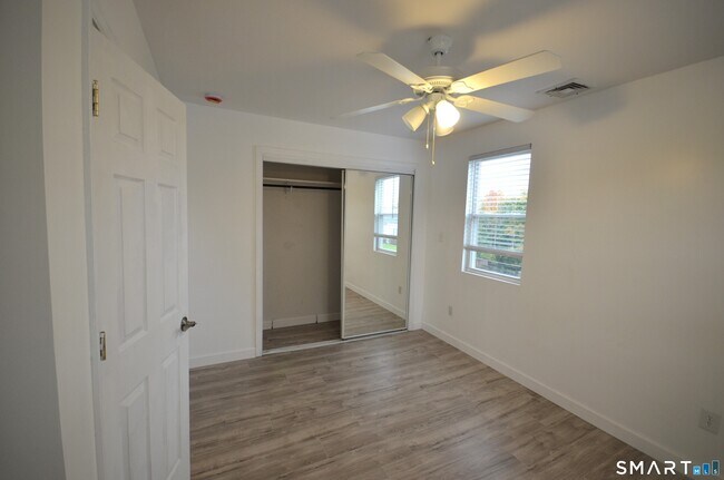 Building Photo - 41 Sorensen Rd