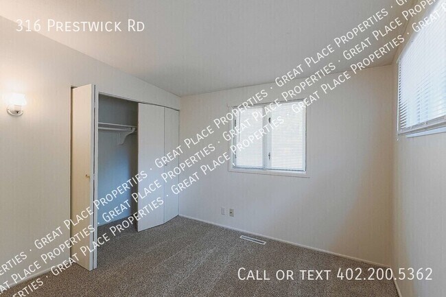 Building Photo - 316 Prestwick Rd