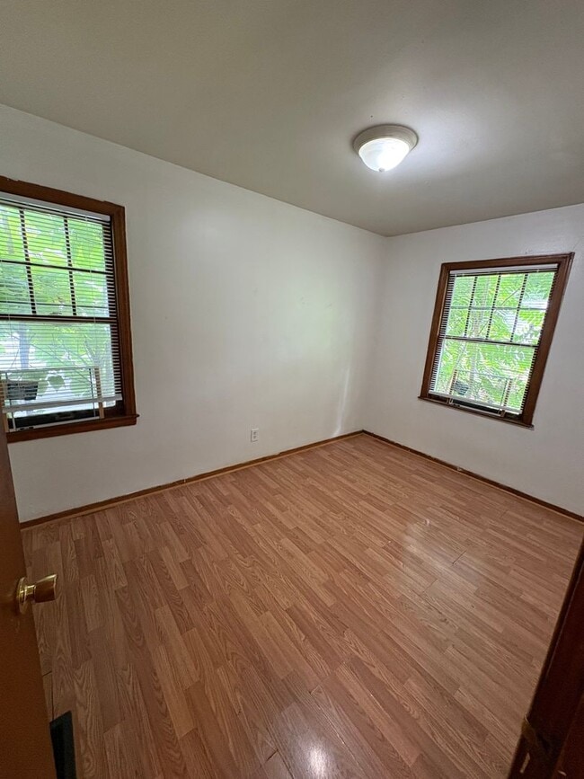 Building Photo - Single Family Ranch 2 bed 1 bath in North ...