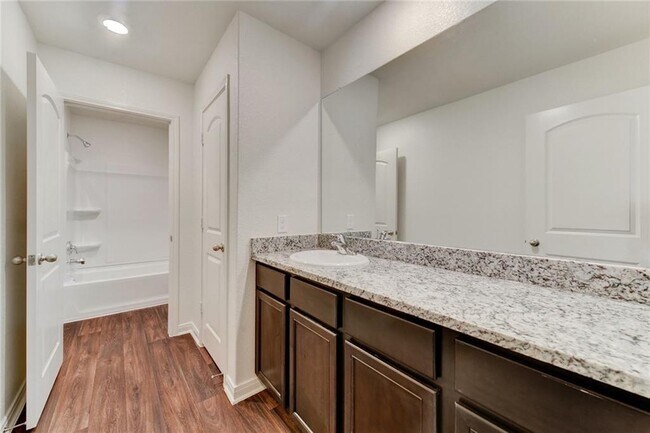 Building Photo - 112 Dupont Pass