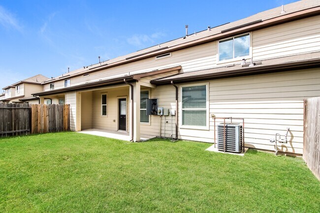 Building Photo - 12310 Maura Lane