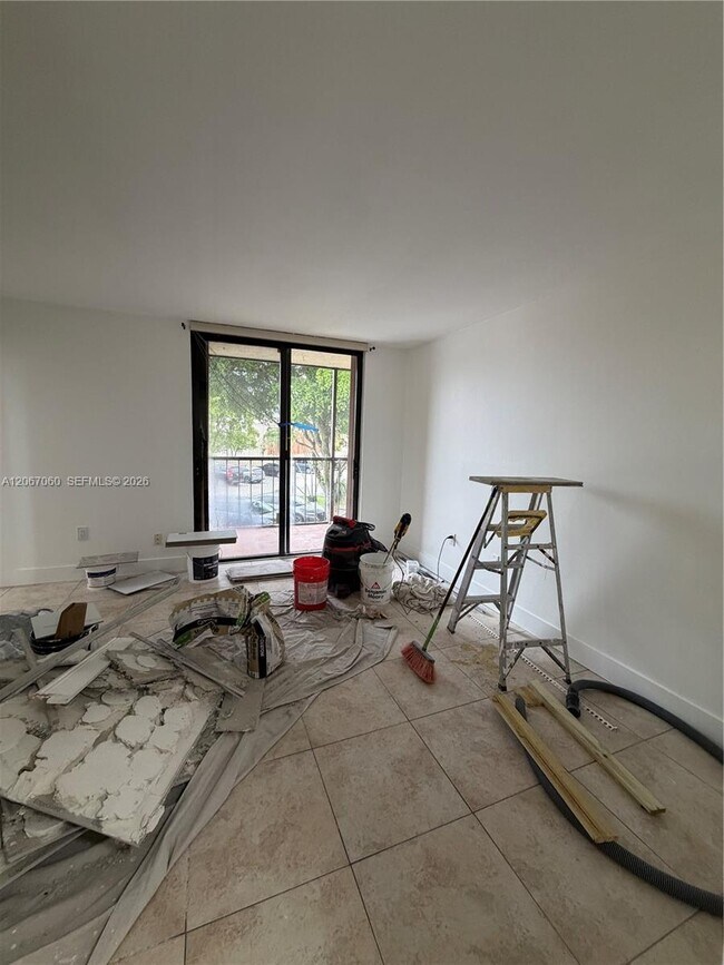 Building Photo - 8065 SW 107th Ave