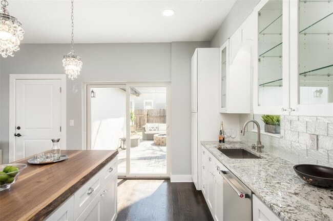 Building Photo - 3700 W 49th Ave