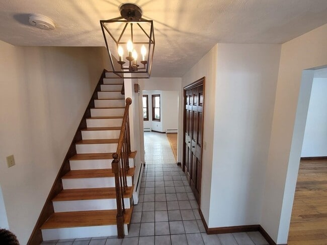 Building Photo - 23 Tattan Farm Rd