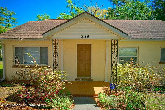 Building Photo - 246 Bell Ave