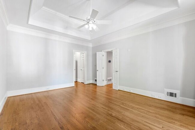 Building Photo - 459 Ivy Park Ln NE