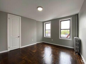 Building Photo - 2 bedroom in BRONX NY 10468