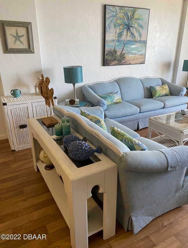 Building Photo - 1415 Ocean Shore Blvd