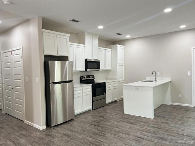 Building Photo - 1300 W Sucre Dr