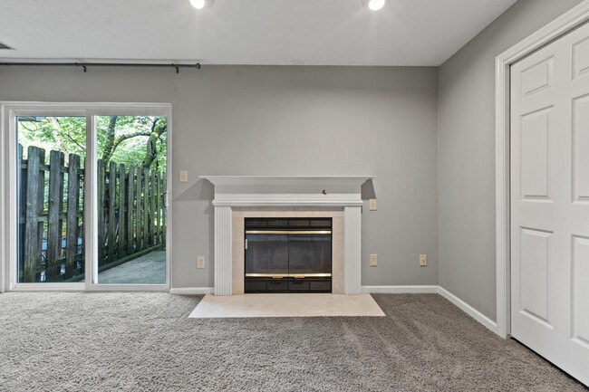 Building Photo - 403 Windfield Pl