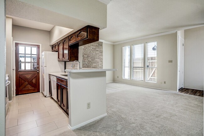 Building Photo - 1881 Bering Dr