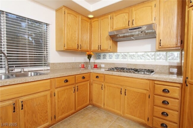 Building Photo - 2830 Via Stella St