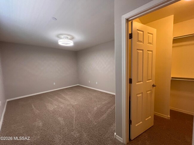 Building Photo - 12252 N Wind Runner Pkwy