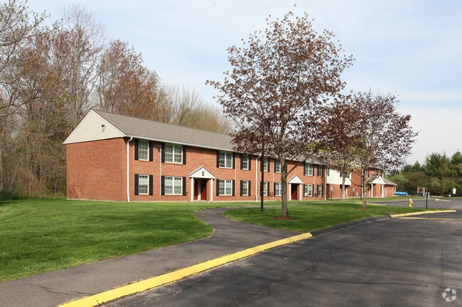 Primary Photo - Dobbs Crossing