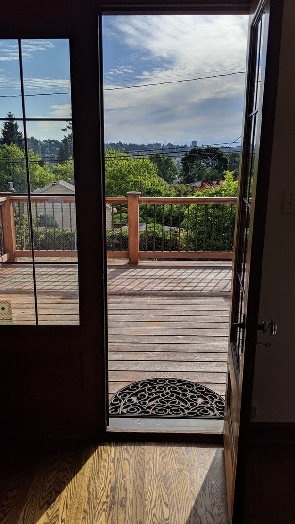 Building Photo - Stylish Tudor house with 3-bed, 2.5-bath, 1 office for rent in North Queen Ann