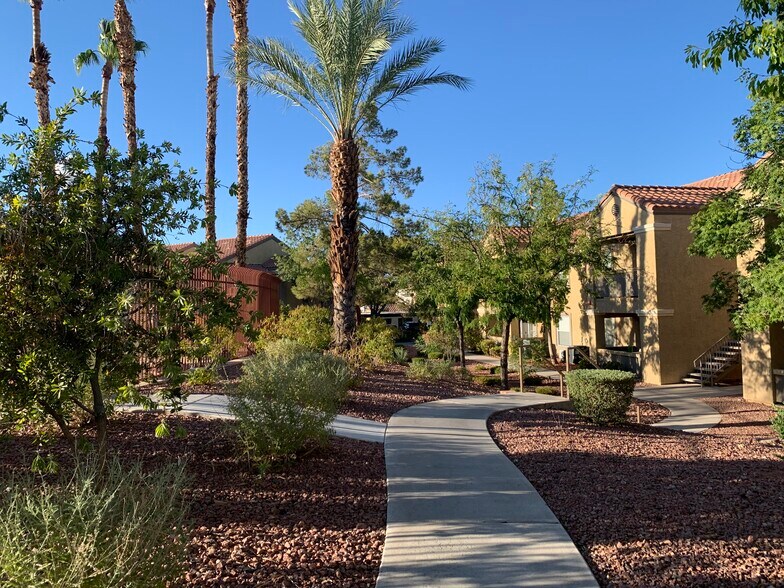 Building Photo - 2300 E Silverado Ranch Blvd