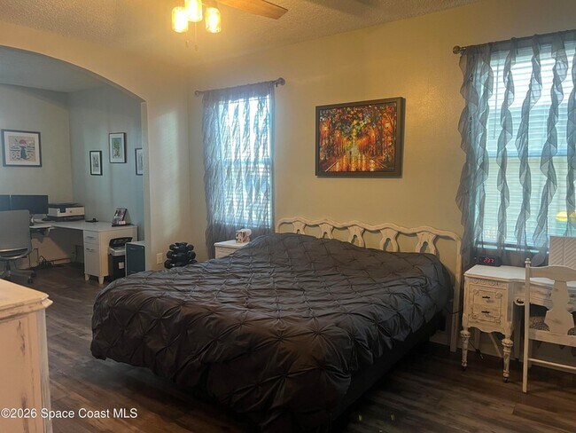 Building Photo - 4061 Dragonfly Dr