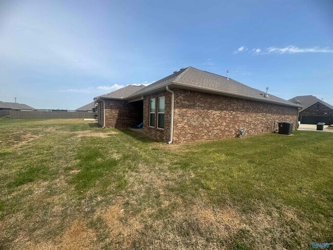 Building Photo - 12893 Hudbug Dr