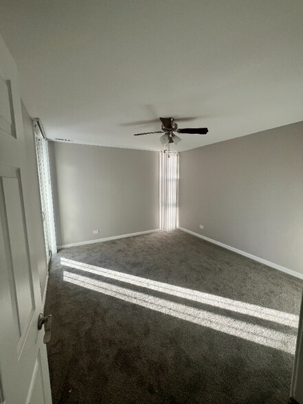 Building Photo - 5550 Abbey Dr