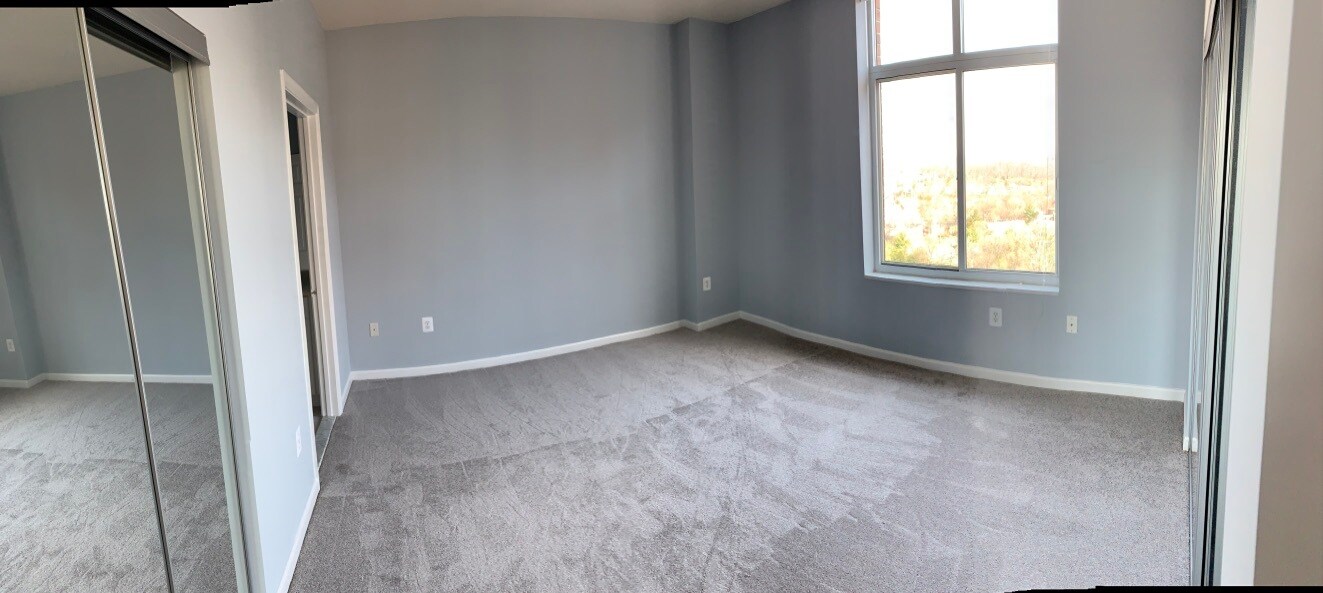 Building Photo - 3101 N Hampton Dr
