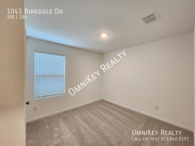 Building Photo - 1043 Birkdale Dr