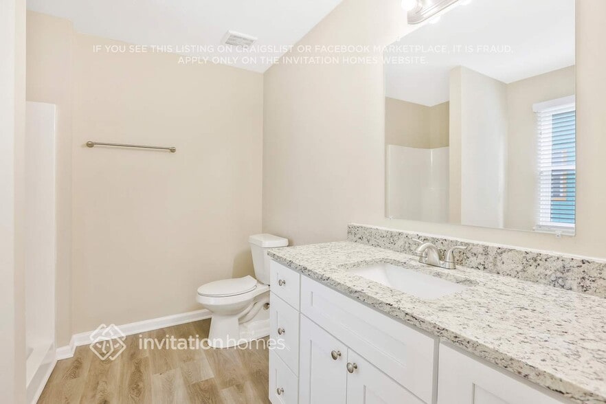 Building Photo - 610 Woodcrest Manor Dr