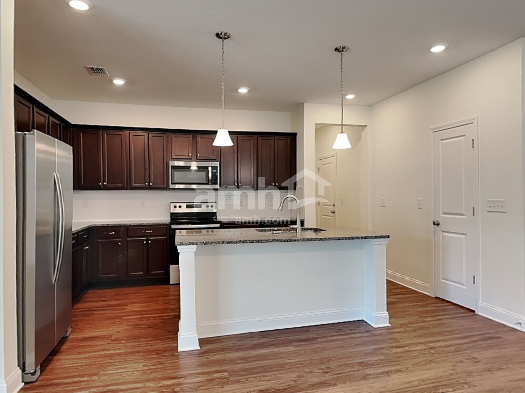 Building Photo - 2992 Hill Valley Ln