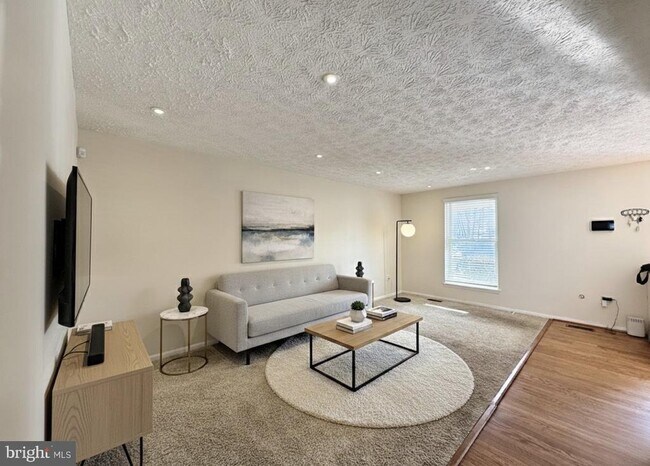 Building Photo - 8152 Mandan Terrace