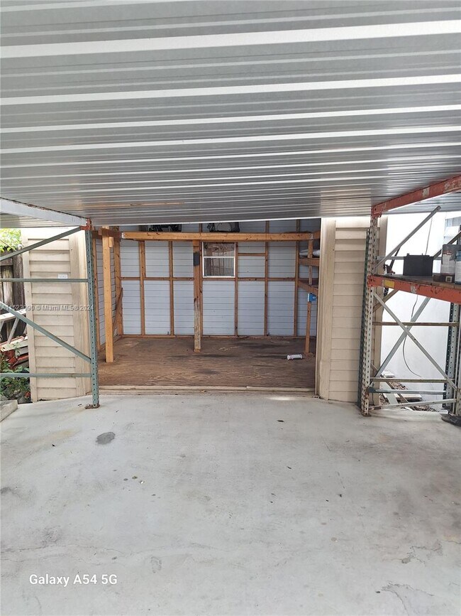 Building Photo - 2221 N 61st Terrace