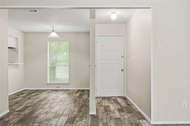 Building Photo - 5900 Stardust Dr S