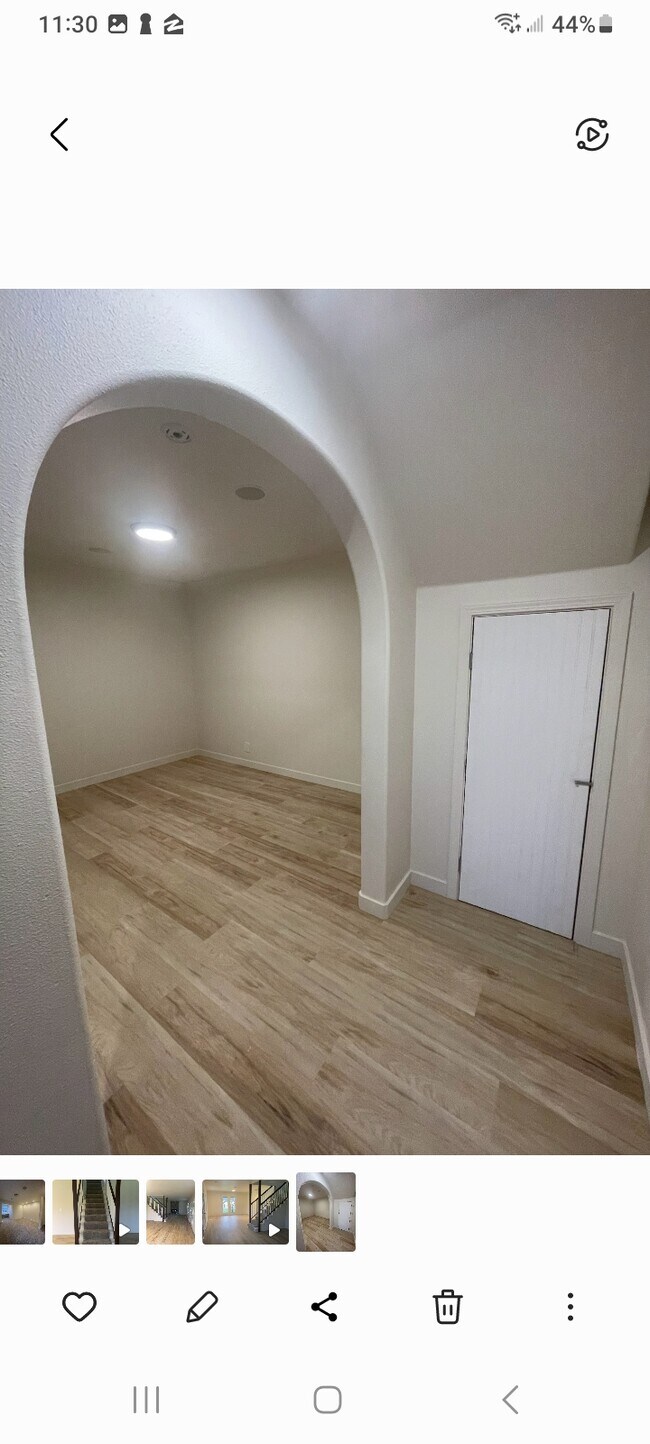 Building Photo - 5370 Hannegan Rd