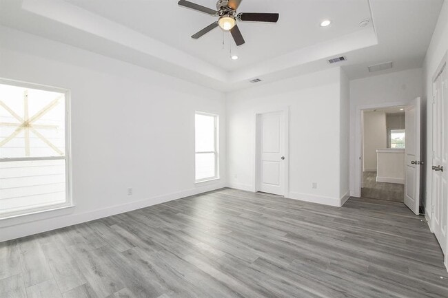 Building Photo - 4436 Aledo St