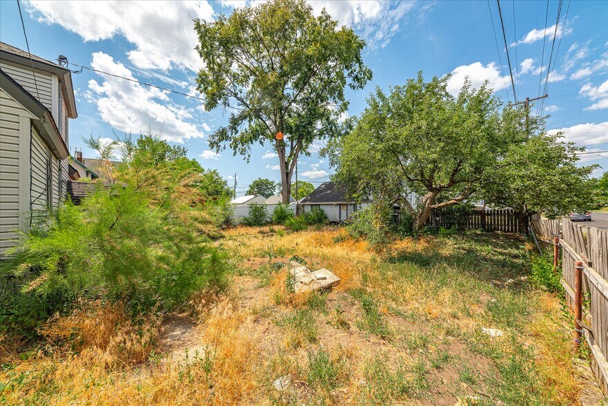 Building Photo - 2431 N Atlantic St