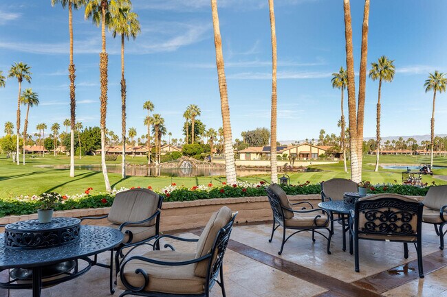 Building Photo - 54 Maximo Way