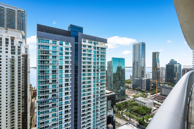 Building Photo - 1100 S Miami Ave