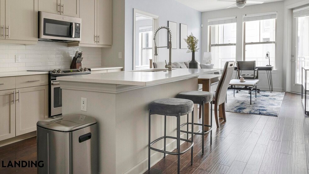 Building Photo - 2420 Peachtree Rd NW