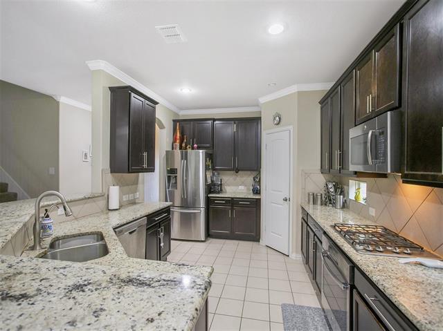 Building Photo - 12305 Buffalo Gap Dr