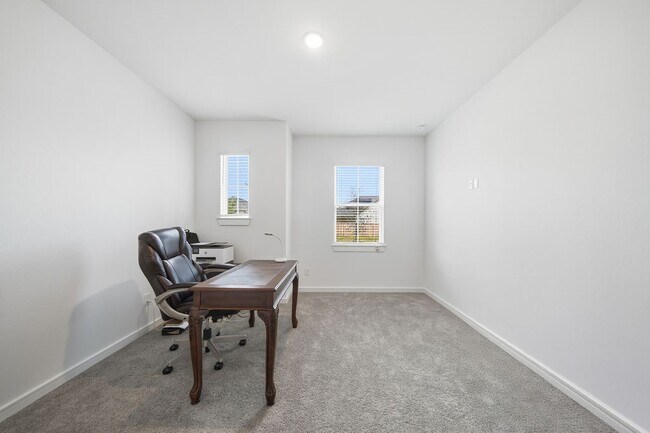 Building Photo - 2646 Wastelbread Ln