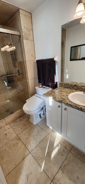 Building Photo - 5637 Crystal Falls St