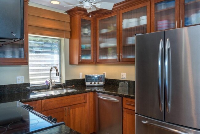 Building Photo - 78-7030 Alii Dr #309