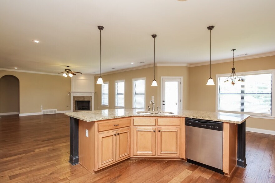 Building Photo - 55 Misty Meadows Cove