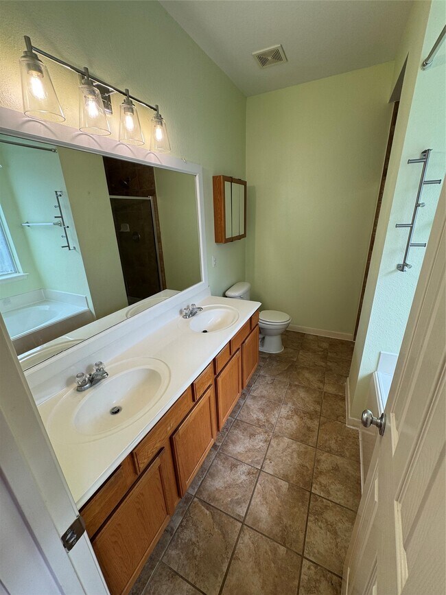 Building Photo - 20507 Providence Point Dr